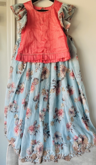 Picture of Floral organza Lehanga with blouse 8-10y