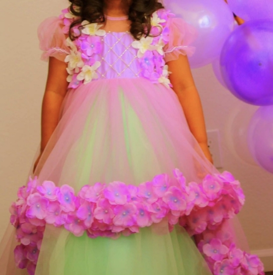 Picture of Pixie threads flower lilac frock 4-5y