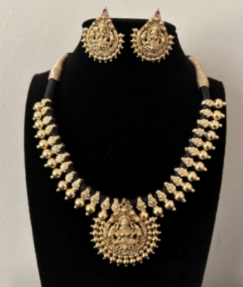 Picture of Gold replica black thread necklace 