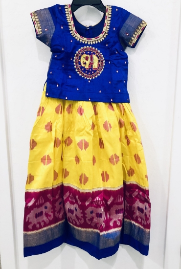 Picture of Girl ikkat pattu lehanga with Maggam blouse 2-4 yrs
