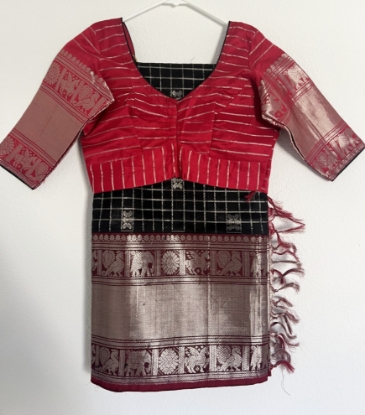 Picture of Brand New Pure Kuppadam pattu with big size border and Rich Pallu 