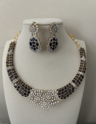 Picture of Ad necklace set in sapphire 