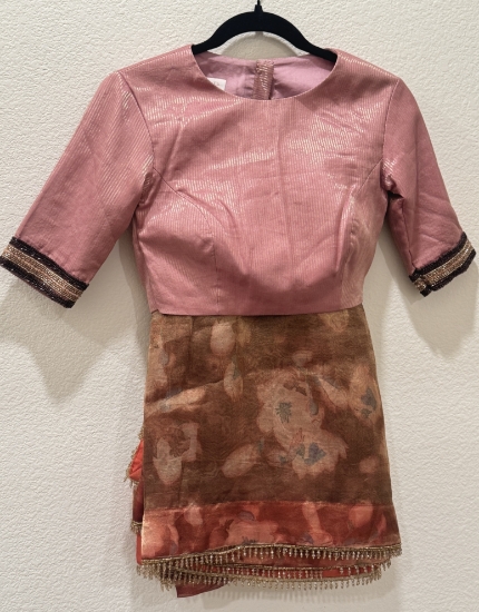 Picture of Never worn tissue saree with zero neck blouse!🤌🏻