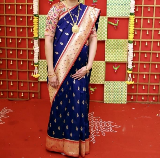Picture of navy blue paithani saree