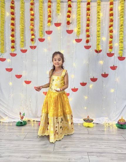 Picture of Yellow kota lehenga 4-5y