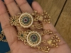 Picture of Traditional necklace with matching earrings 