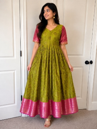 Picture of  Never worn Chanderi silk gown 